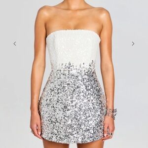 Retrofête Kameron Embellished Dress XS (Silver and White Strapless Dress)